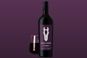 Prisvinnande Zinfandel från Dark Horse Winery