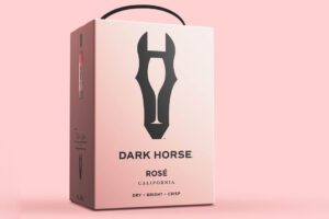 Dark Horse Rosé på box