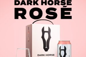 Dark Horse Rosé – Torrt och fruktigt vin från Kalifornien