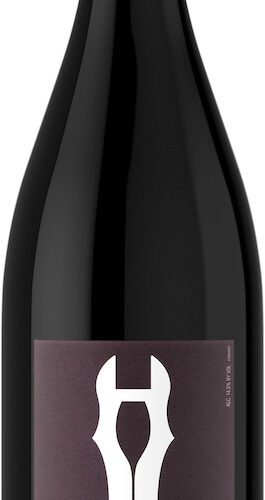 Dark Horse Pinot Noir